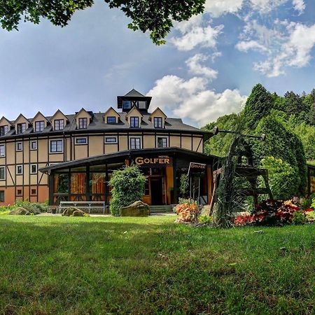 Hotel Golfer Kremnica Bagian luar foto