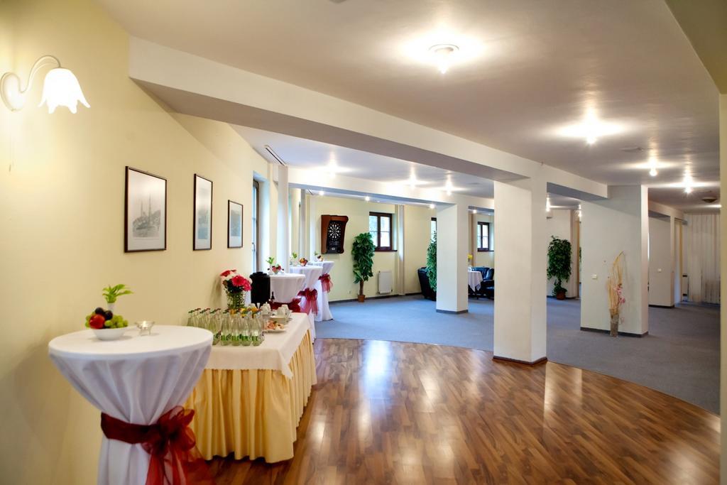 Hotel Golfer Kremnica Bagian luar foto
