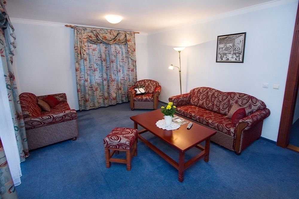 Hotel Golfer Kremnica Bagian luar foto