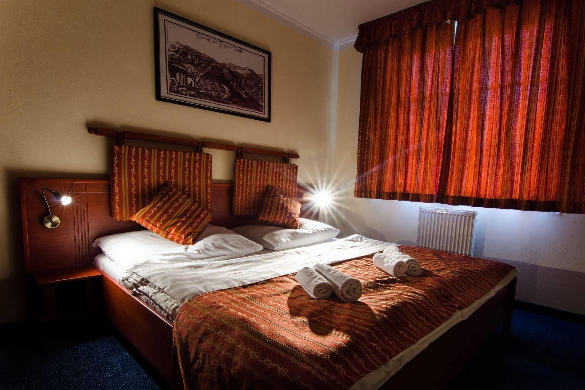 Hotel Golfer Kremnica Bagian luar foto