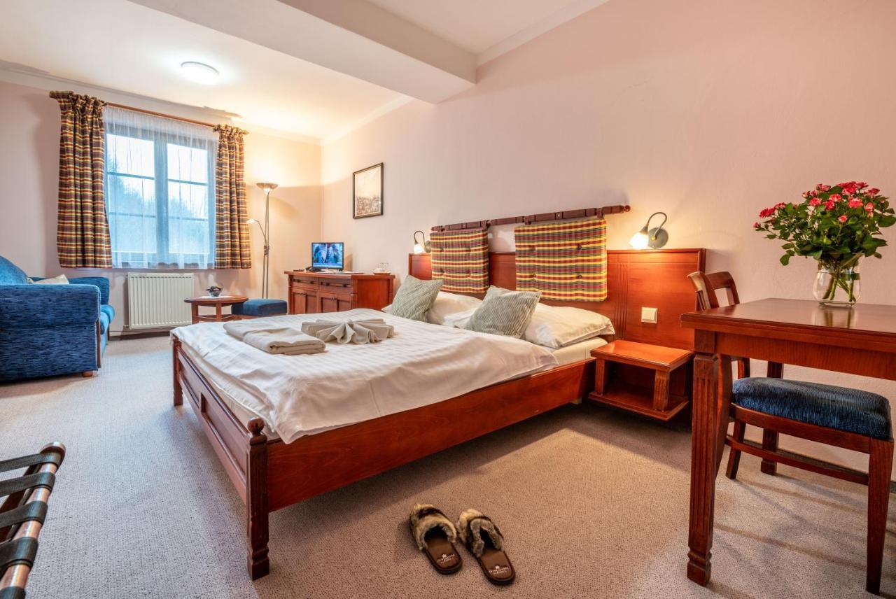 Hotel Golfer Kremnica Bagian luar foto